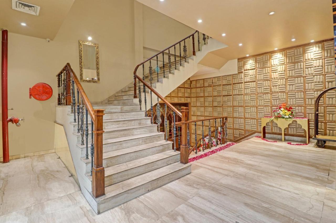 Oyo Townhouse 934 L'Elegant Hotel & Banquetby Ace Manor 加济阿巴德 外观 照片