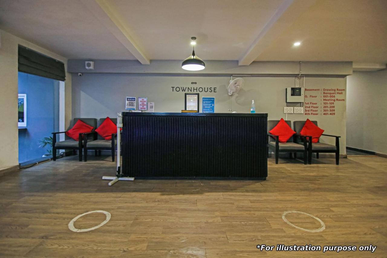 Oyo Townhouse 934 L'Elegant Hotel & Banquetby Ace Manor 加济阿巴德 外观 照片